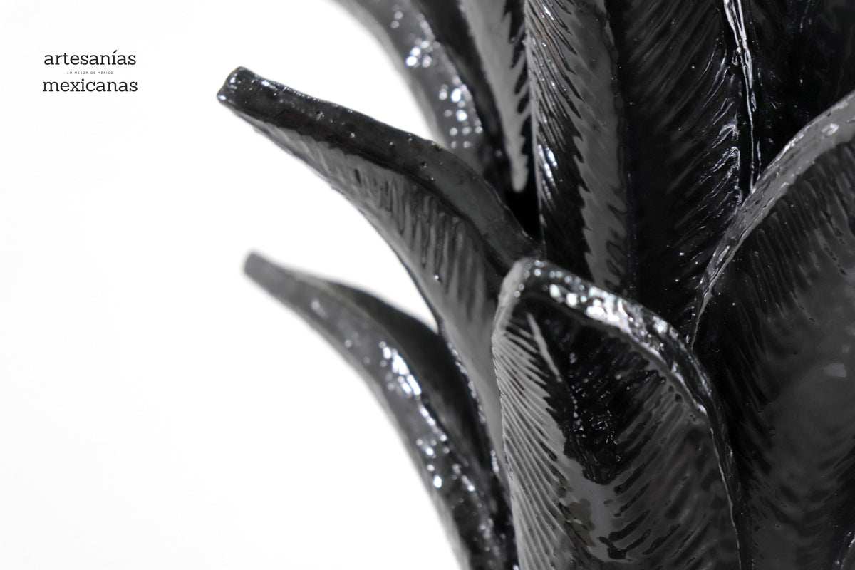Piña negra de flores - 90 cm. 36 in.