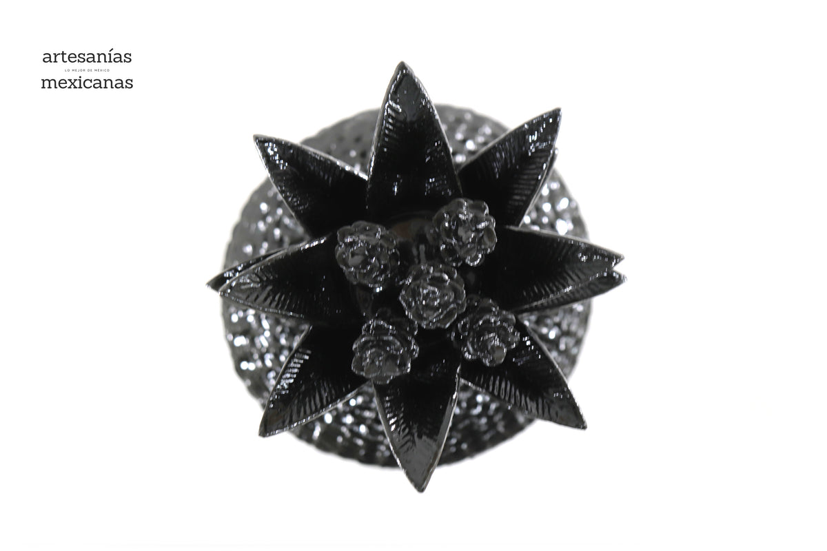 Piña negra de petalos - 90 cm. 36 in.