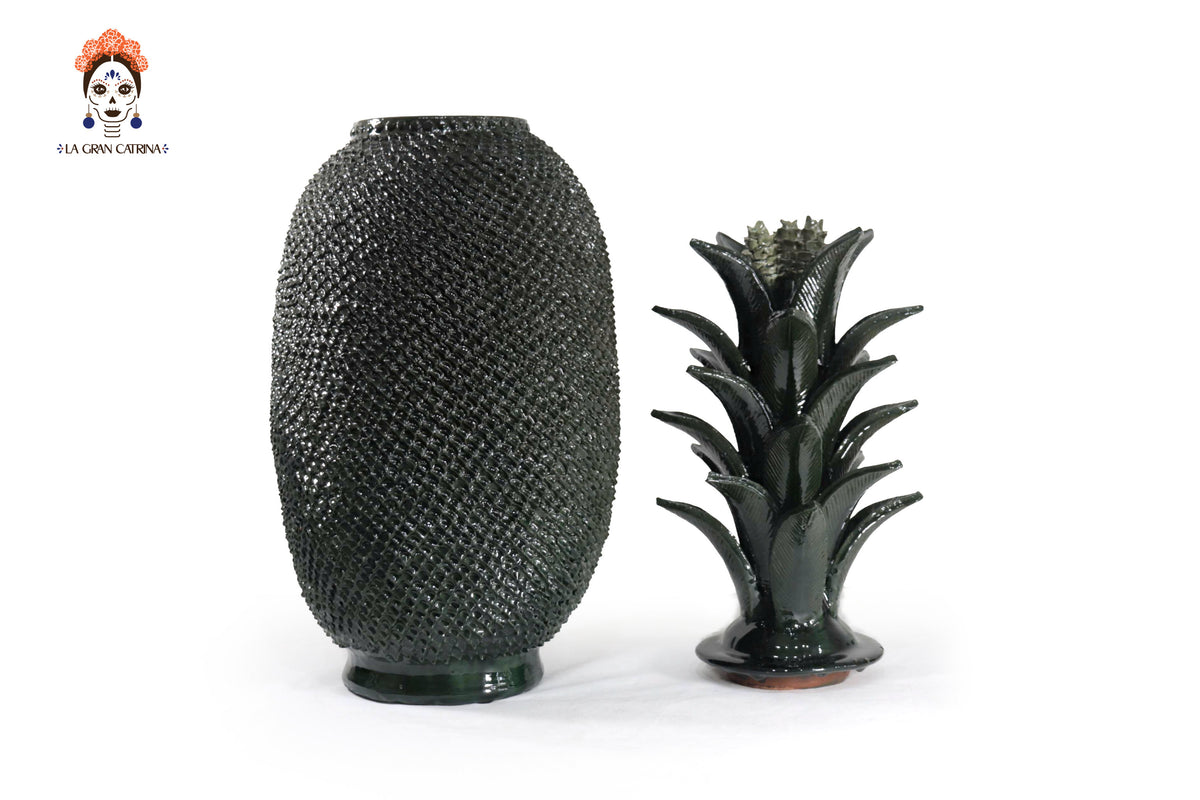 Piña verde de picos obscuro - 90 cm. 36 in. - Sobre Pedido Piña