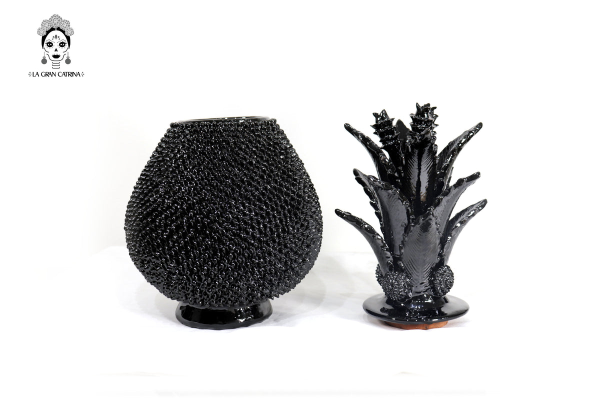 Piña michoacana de barro - Negra con Picos - 50 cm. 20 in. - Sobre Pedido