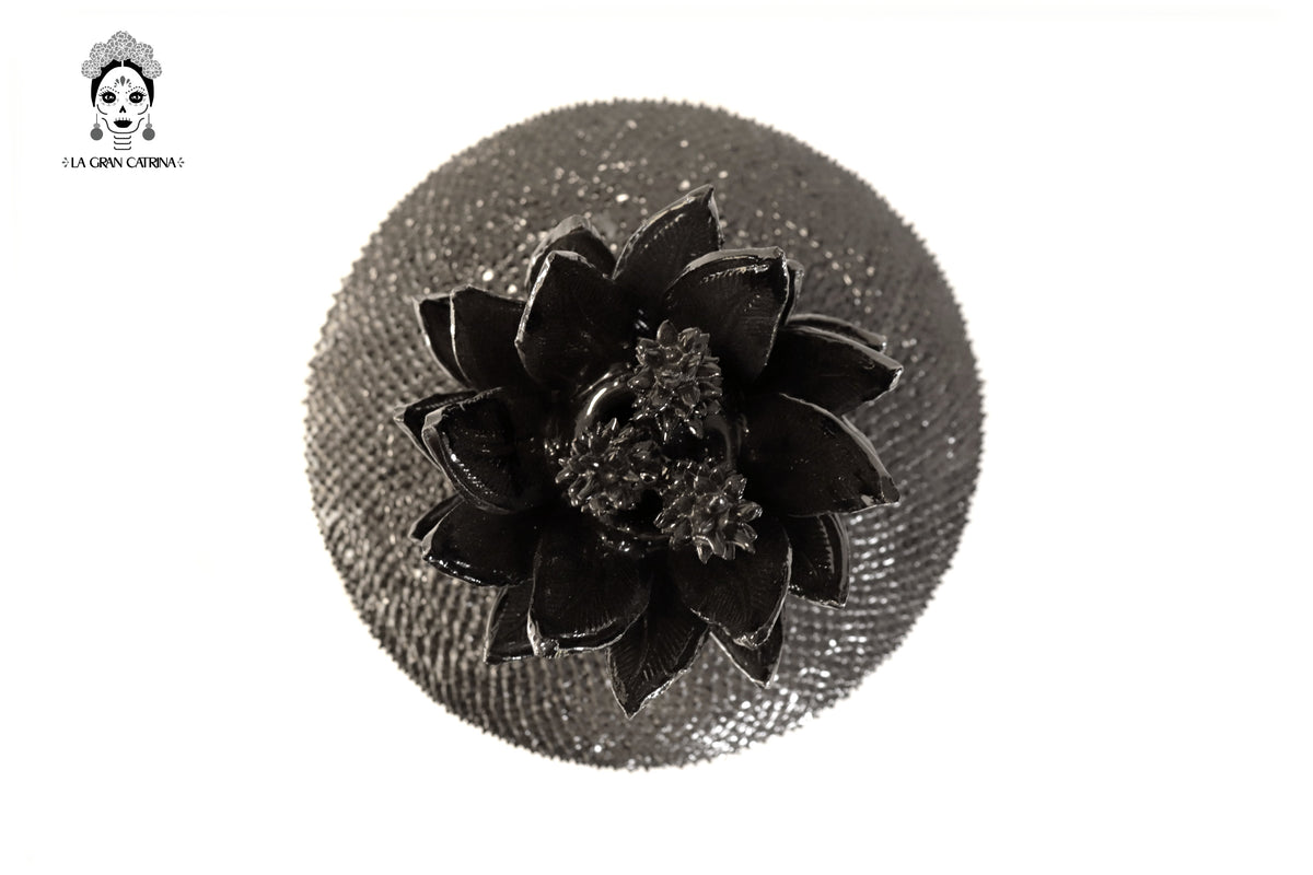 Piña michoacana de barro - Platillo negro - 60 cm. 24 in. Piña