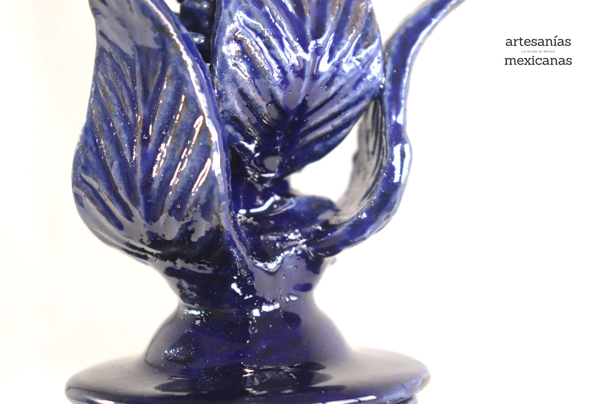 Piña Azul de Picos con Tapa Curveada - 21 cm. 8.5 in.