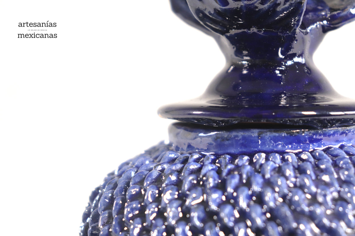 Piña Azul de Picos con Tapa Curveada - 21 cm. 8.5 in.