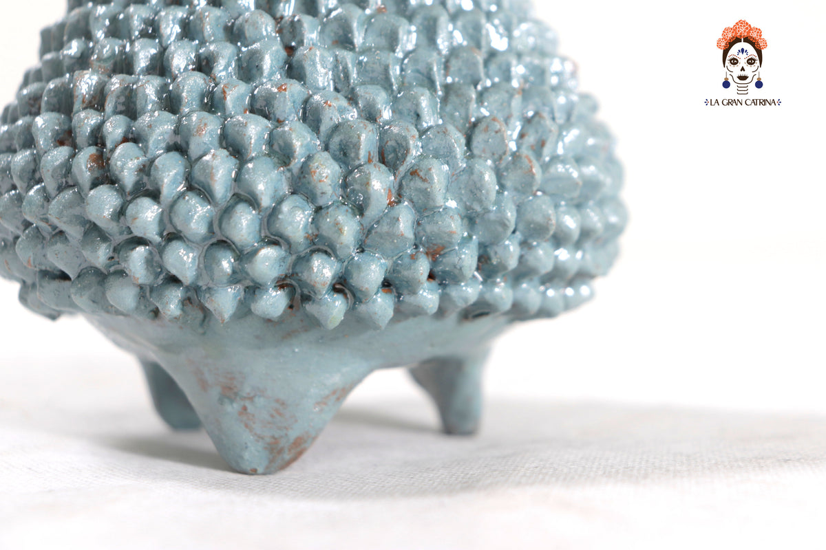 Piña de barro vidriado - Ladrillos turquesa - 19 cm. 7.7 in.