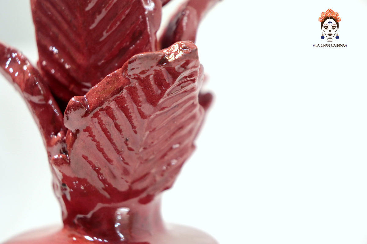 Piña roja de pétalos de barro vidriado - 19 cm. 7.7 in.