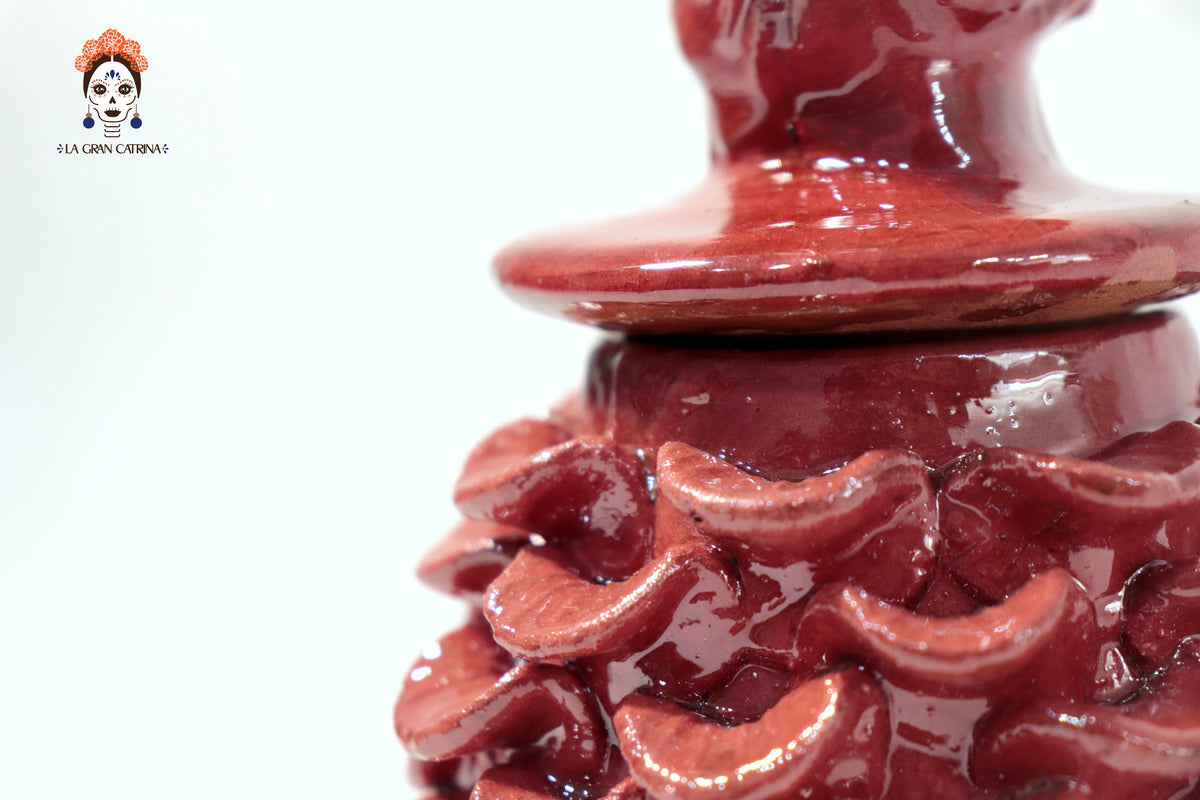 Piña roja de pétalos de barro vidriado - 19 cm. 7.7 in.