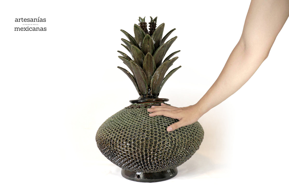 Piña michoacana de barro - Platillo verde - Pétalos finos - 60 cm. 24 ...