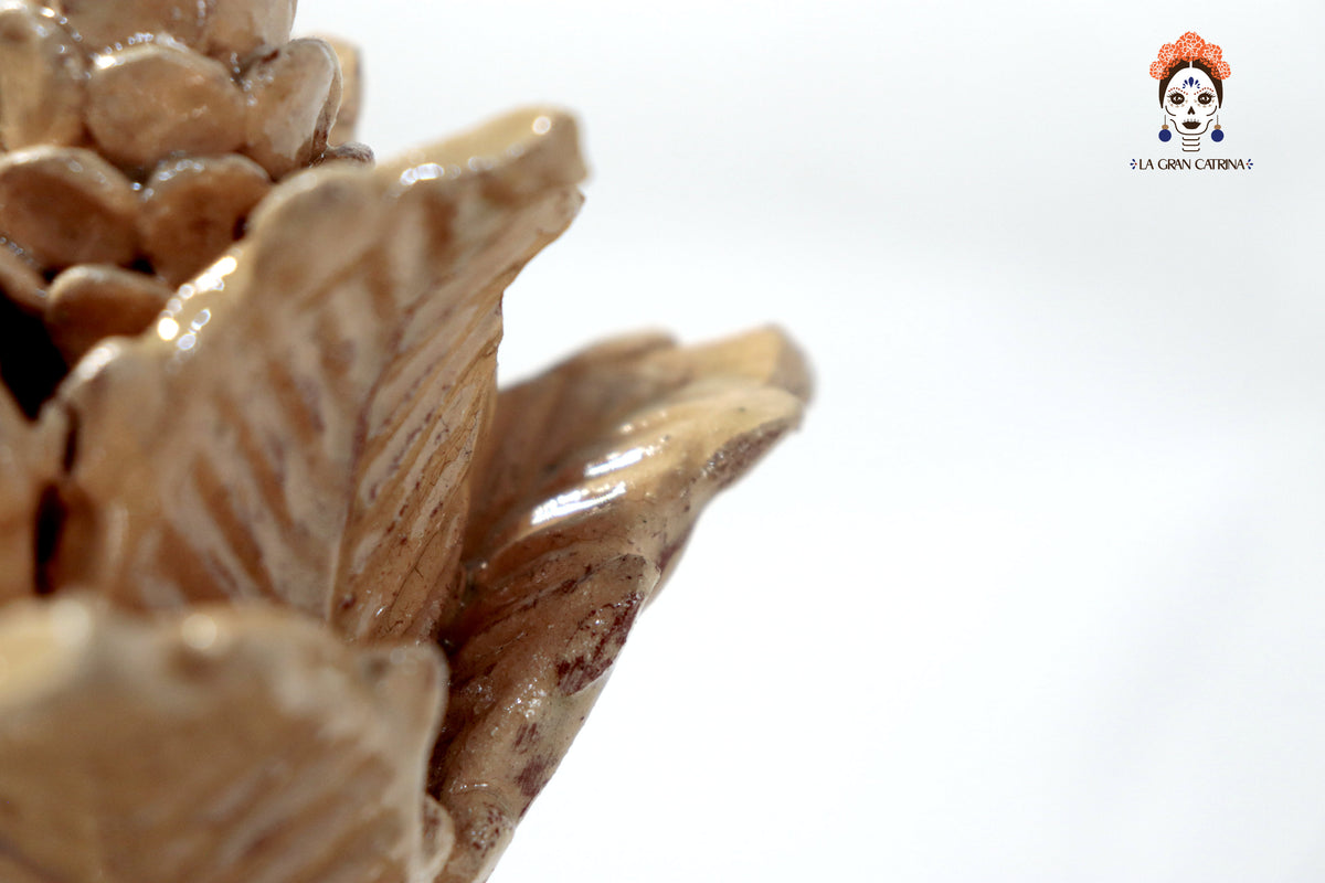 Piña biznaga beige de barro vidriado - 19 cm. 7.7 in.