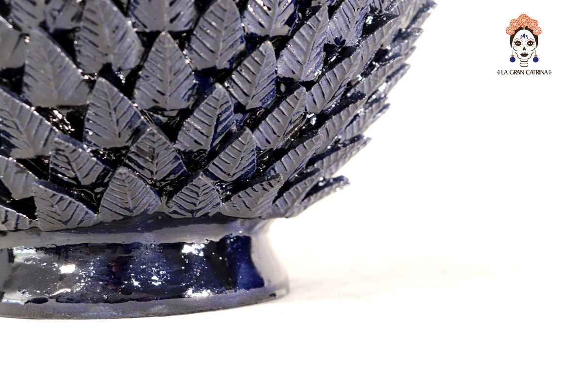 Piña michoacana de barro de hojas - 70 cm. 27.5 in. - Azul Piña