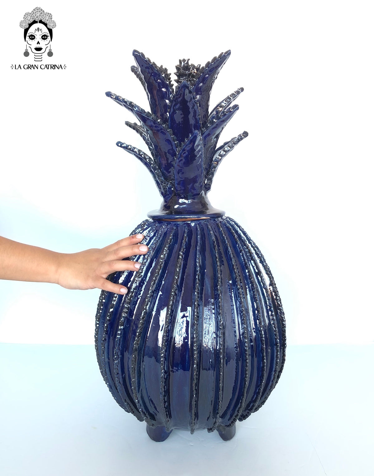 Piña michoacana de barro - 65 cm. 26 in. - Biznaga azul