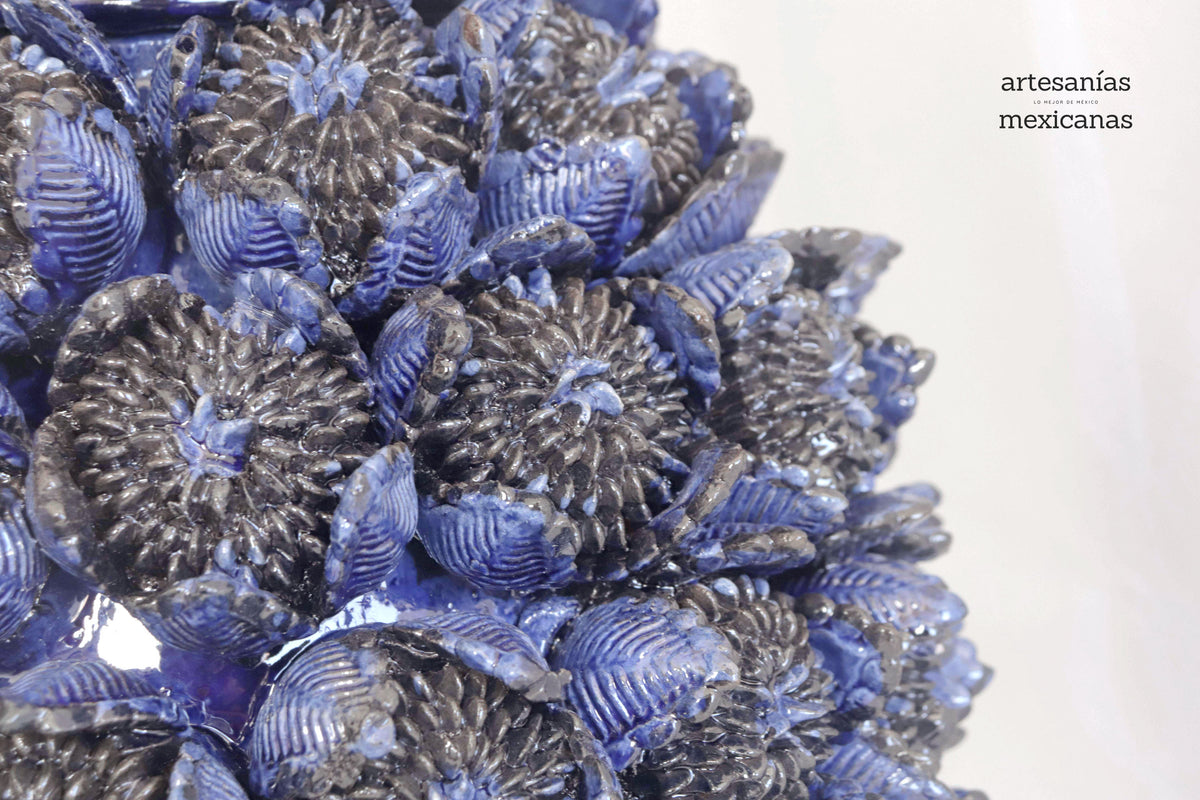 Piña de flores de alcachofa azules - 60 cm. 24 in. Piña