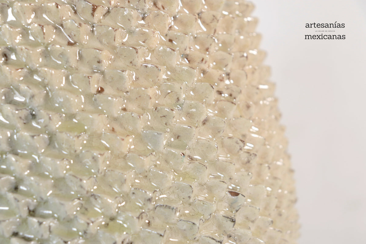 Piña beige de picos de tapa ondulada - 50 cm. 20 in.