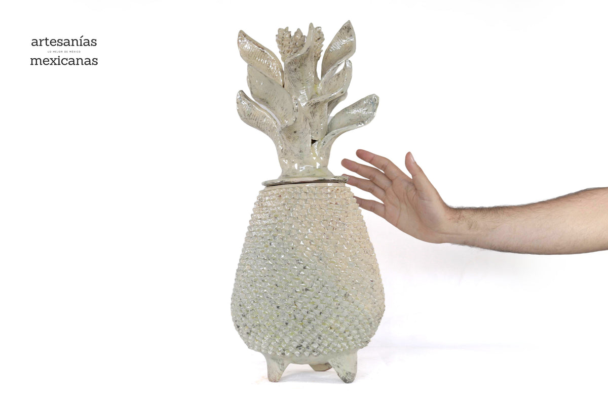 Piña beige de picos de tapa ondulada - 50 cm. 20 in.