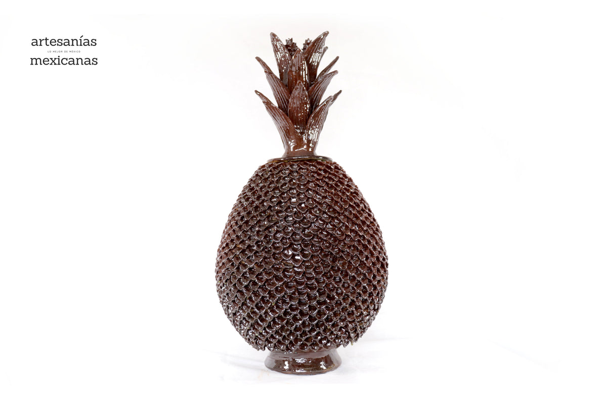 Piña de pétalos café - 65 cm. 26 in. Piña