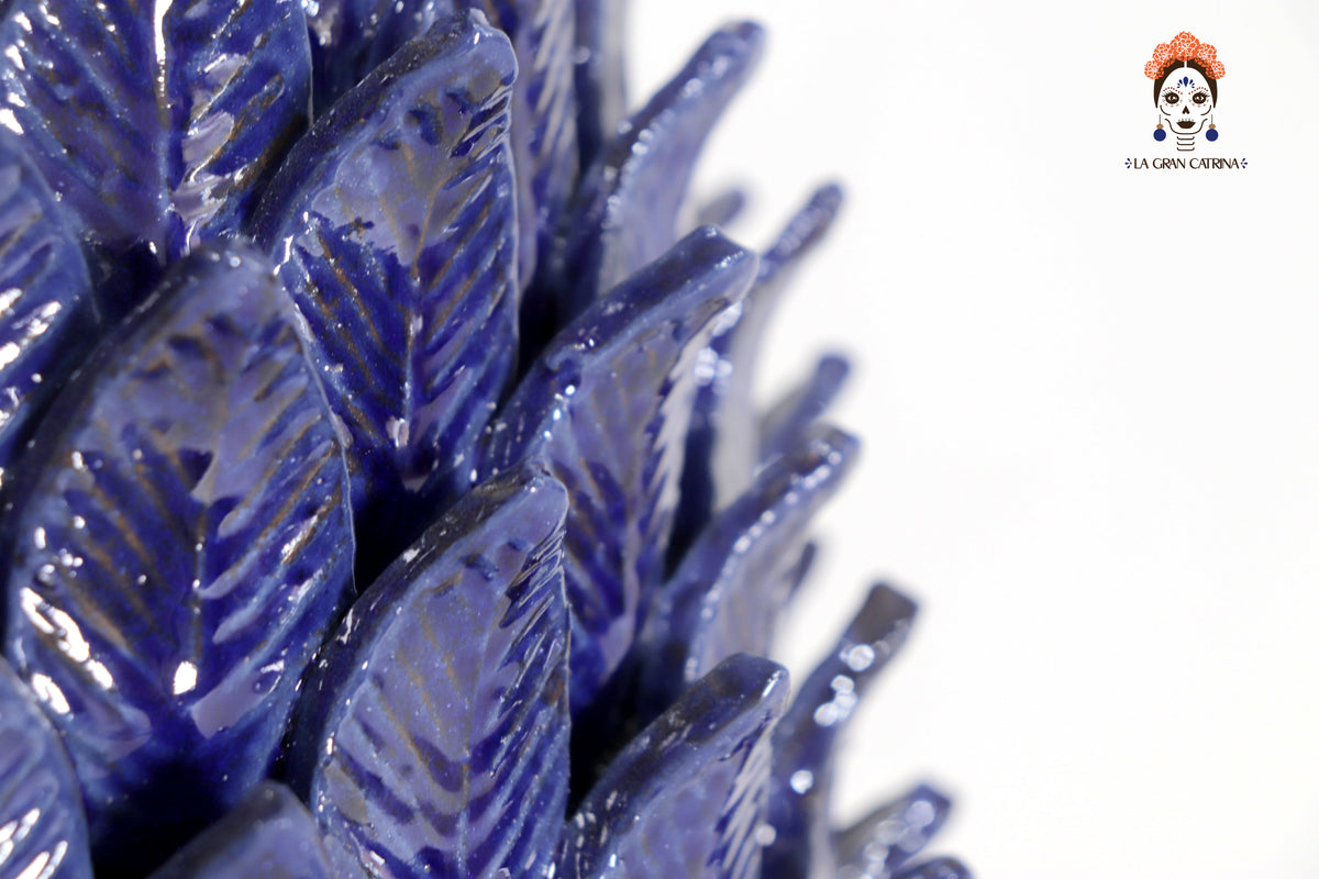 Piña azul de hojas de tapa curveada - 50 cm. 20 in. - Sobre Pedido Sobre pedido