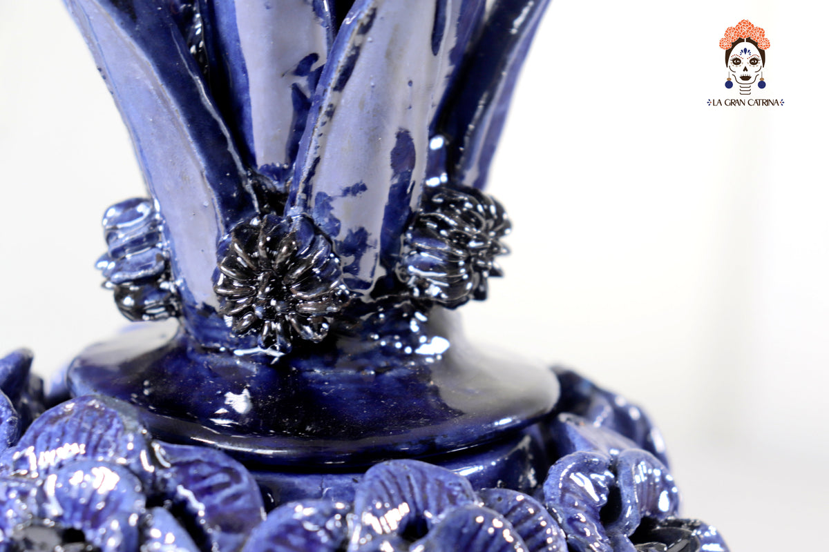 Piña Azul de Rosas - 29 cm. 11.4 in.