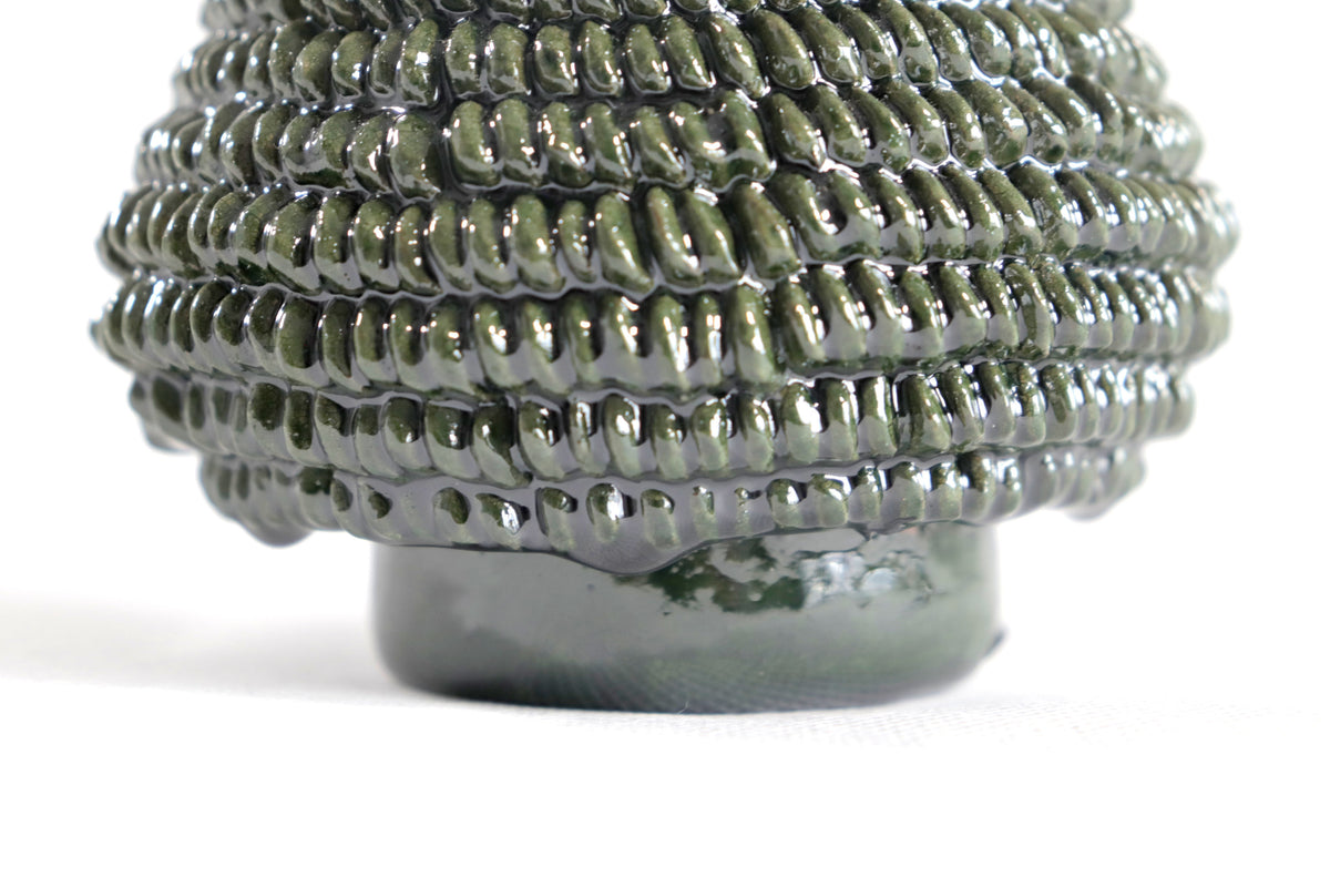 Piña verde de punteado barro vidriado - 17 cm. 7 in.
