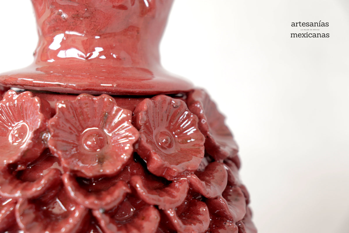 Piña de pétalos roja de barro vidriado - 29 cm. 11.4 in.