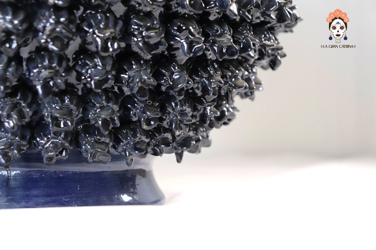 Piña michoacana de barro - Azul de concurso de Florecillas - 69 cm. 27.1 in.