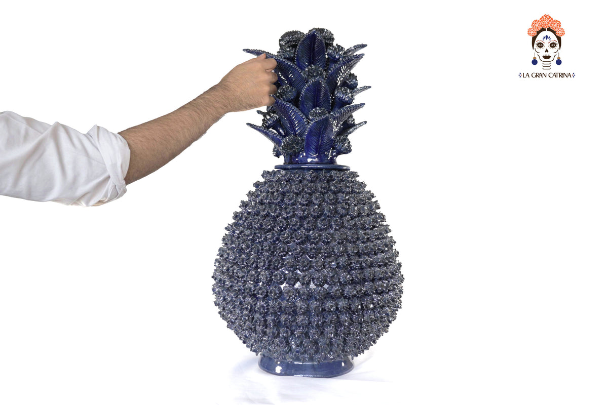 Piña michoacana de barro - Azul de concurso de Florecillas - 69 cm. 27.1 in. Piña