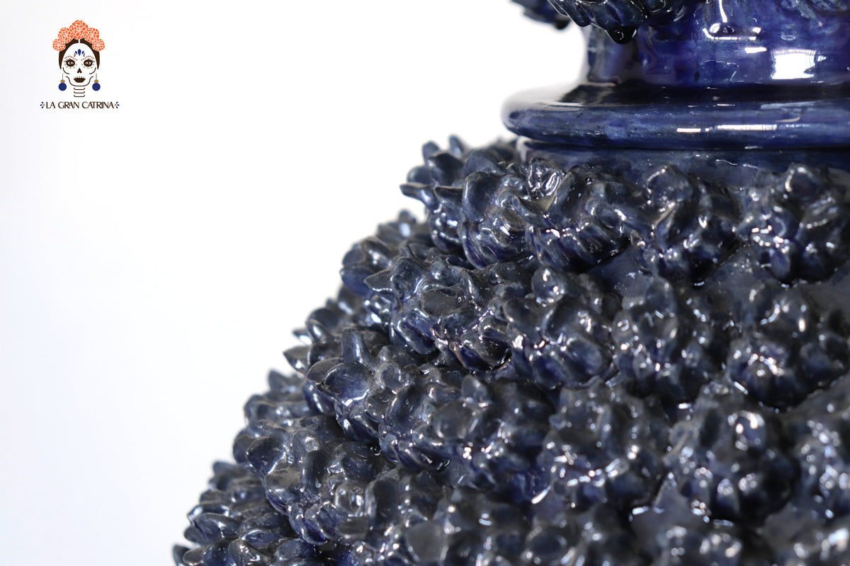 Piña michoacana de barro - Azul de concurso de Florecillas - 69 cm. 27.1 in.