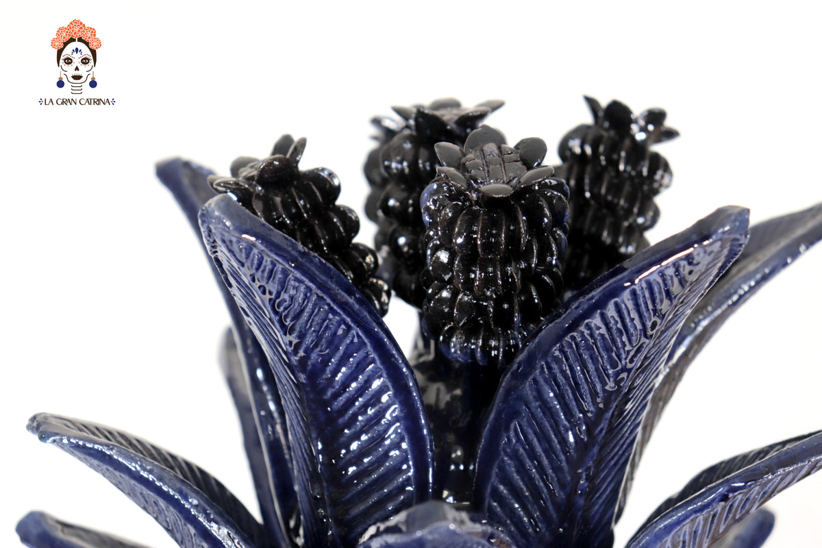 Piña michoacana de barro - Azul Biznaga con Flores - 70 cm. 27.5 in.