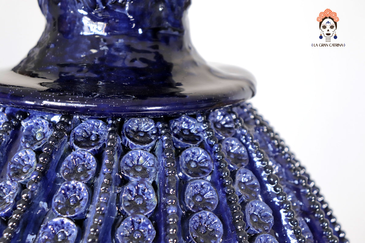 Piña michoacana de barro - Azul Biznaga con Flores - 70 cm. 27.5 in.