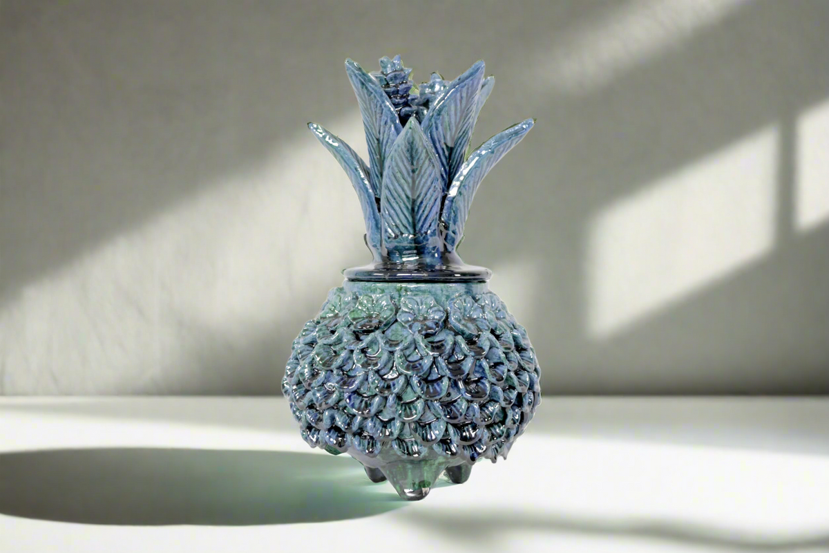 Piña marino de barro vidriado - 28 cm. 11 in.