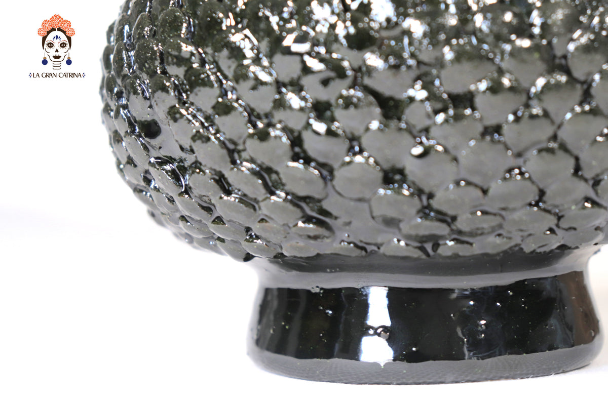 Piña Pequeña Verde Musgo de Picos - 21 cm. 8.5 in.