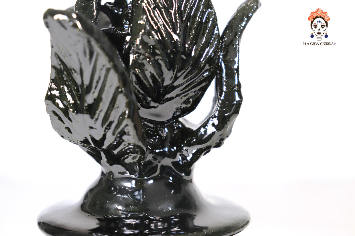 Piña Pequeña Verde Musgo de Picos - 21 cm. 8.5 in.