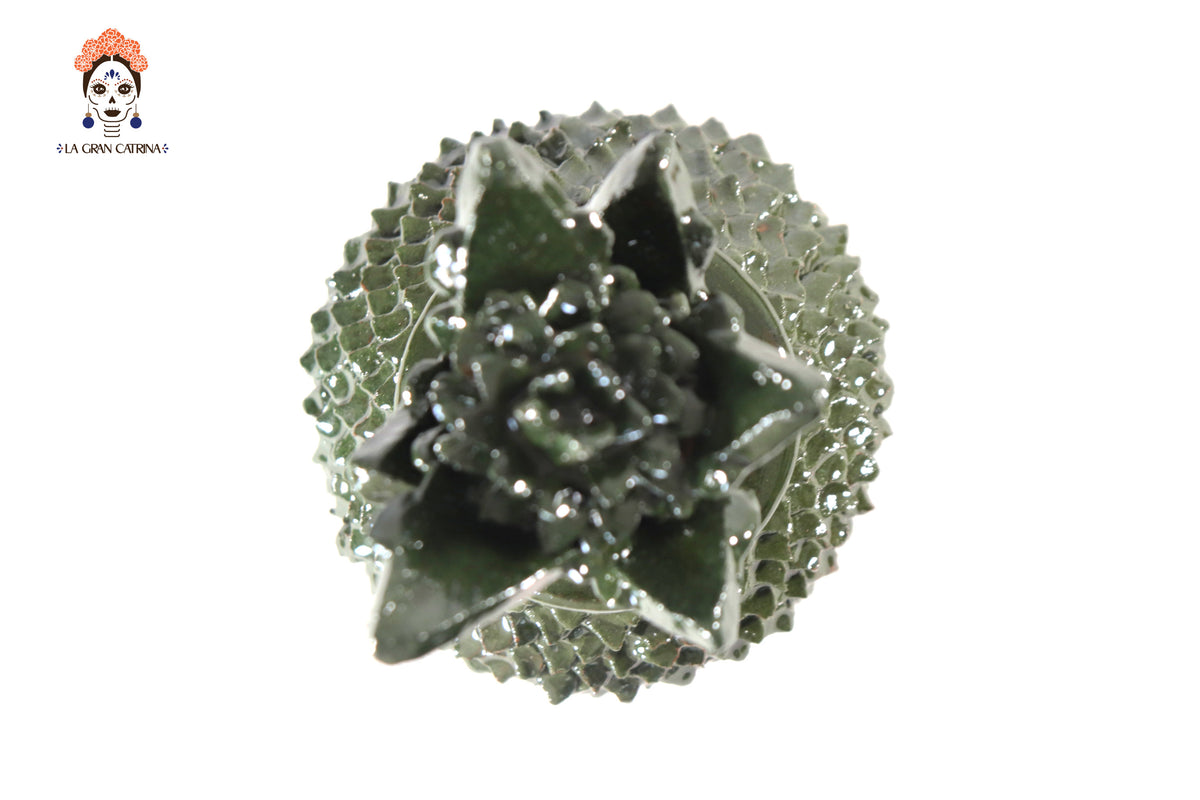 Piña de barro vidriado - Ladrillos verdes - 19 cm. 7.7 in.