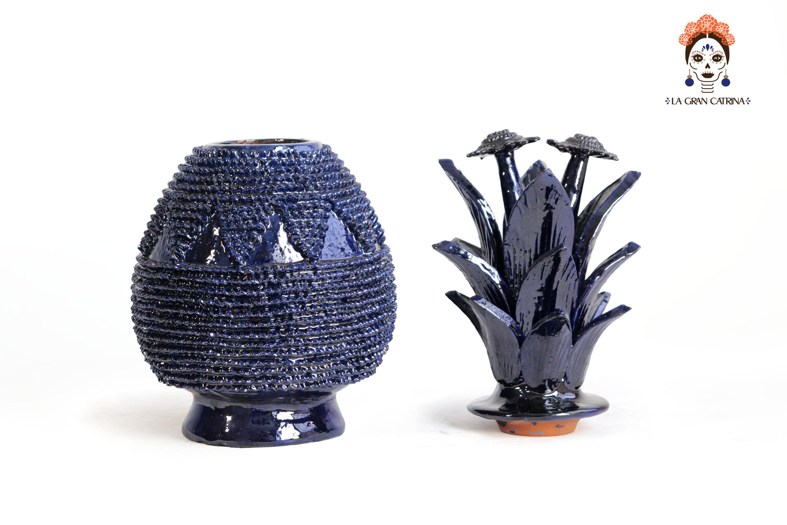 Piña Michoacana Azul de Picos con Triángulos - 40 cm. 16 in. Piña