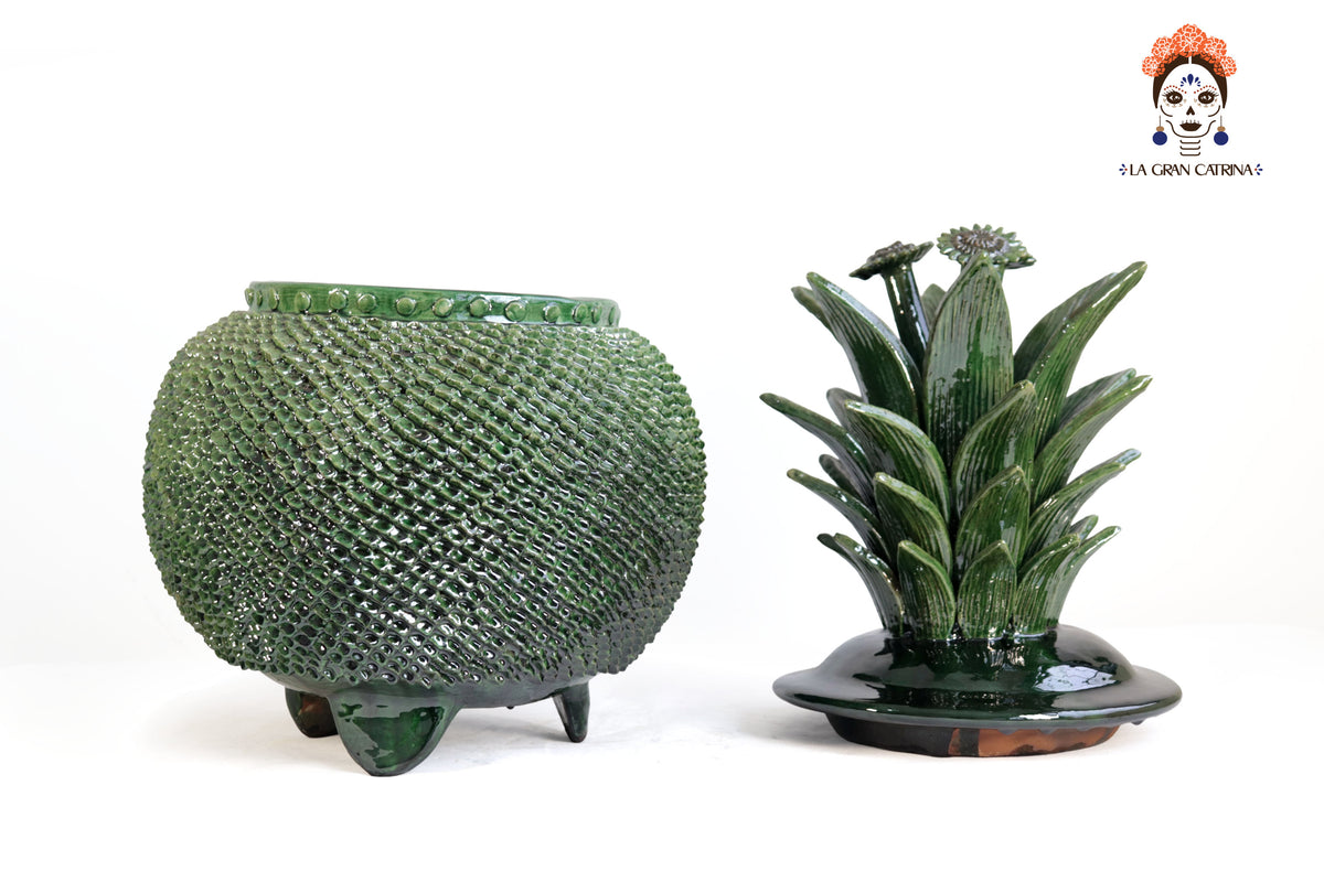 Piña Michoacana Verde con Picos - 55 cm. 22 in. Piña