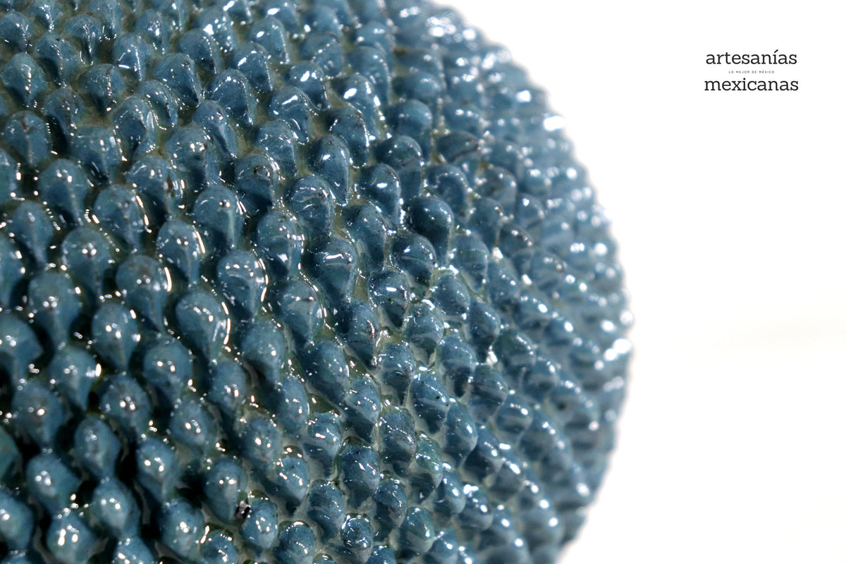 Piña michoacana de barro - Turquesa de picos - 32 cm. 13 in.