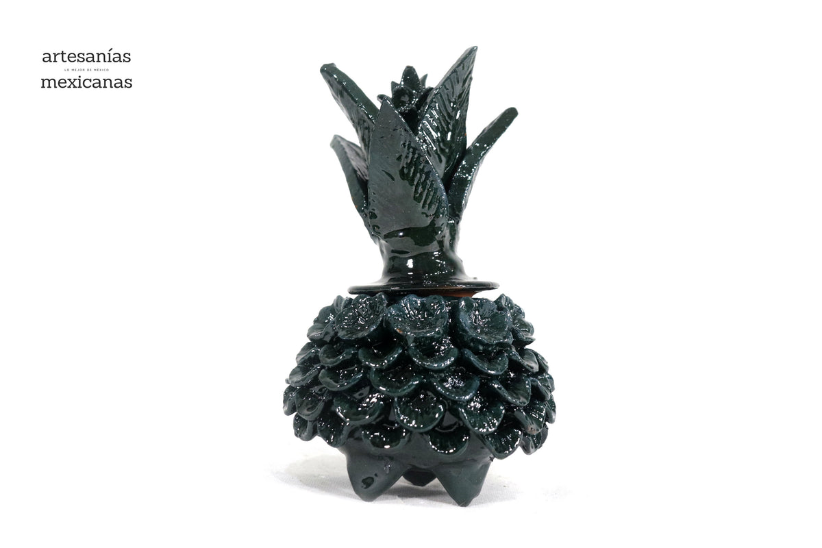Piña michoacana de barro - Verde pequeña pétalos y flores - 19 cm. 7.7 in.