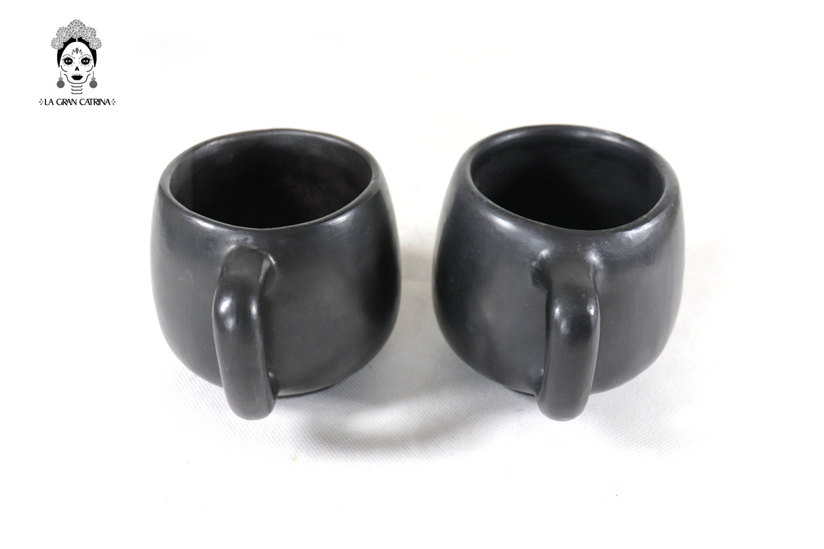 Tazas Artesanales de Barro Negro 9 cm. 3.5 in.