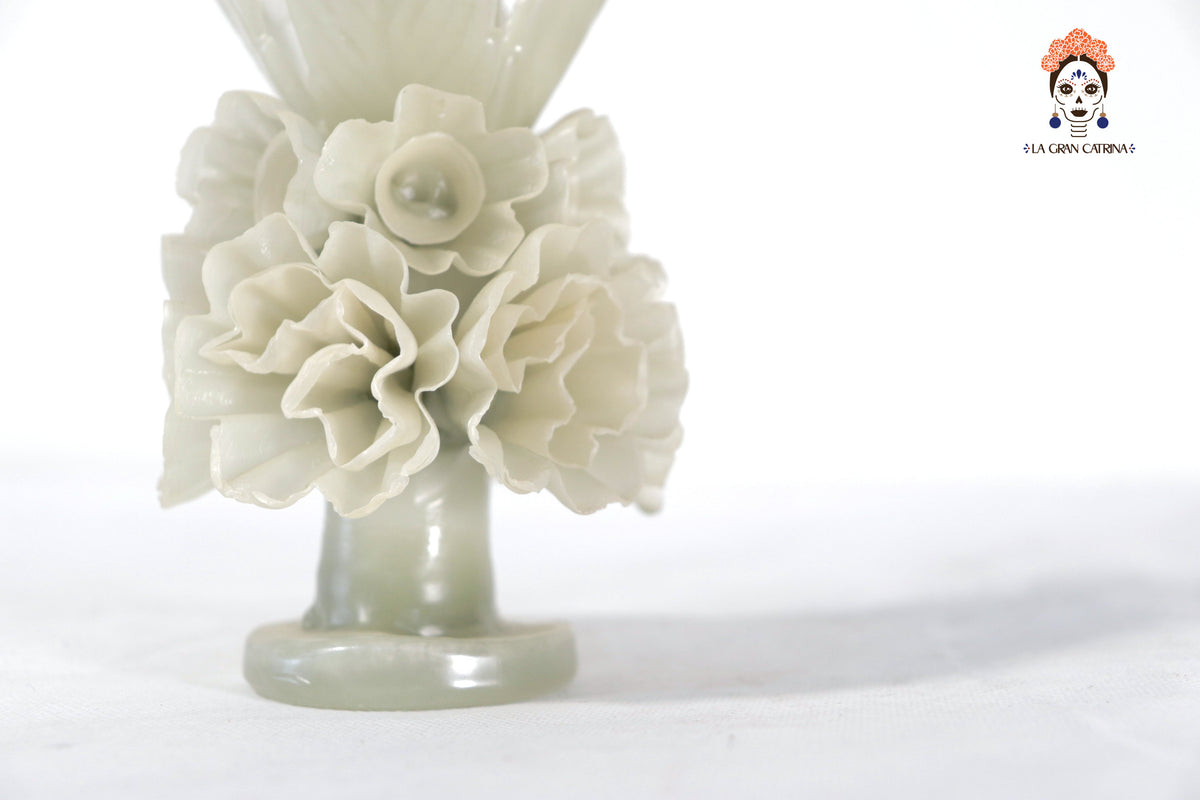 Vela Esculpida - Flores Decorativas Blanca - 28 cm. 11 in. Vela