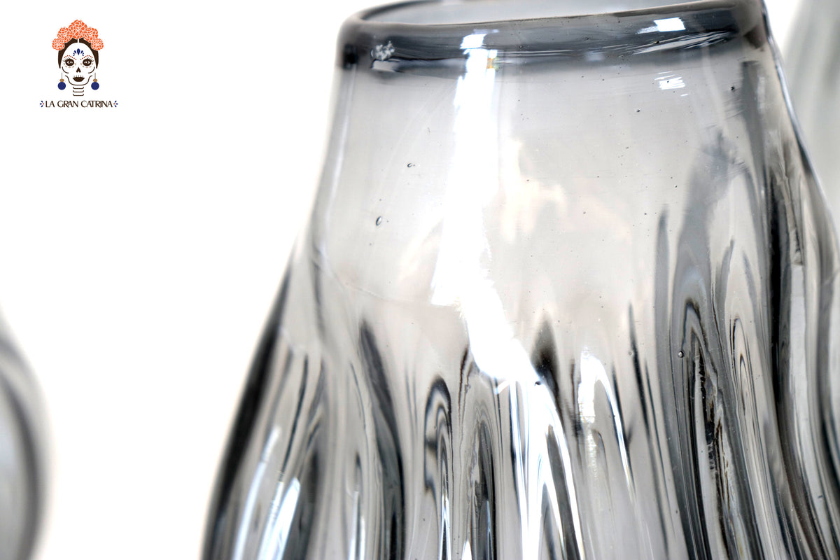 Vaso de Vidrio Soplado Gris 17 cm. 6.6 in. Vidrio Soplado