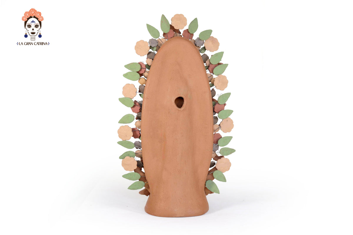Virgen de Guadalupe - Barro natural con mariposas y flores - 27.5 Cm. 10.8 in. Artesanía