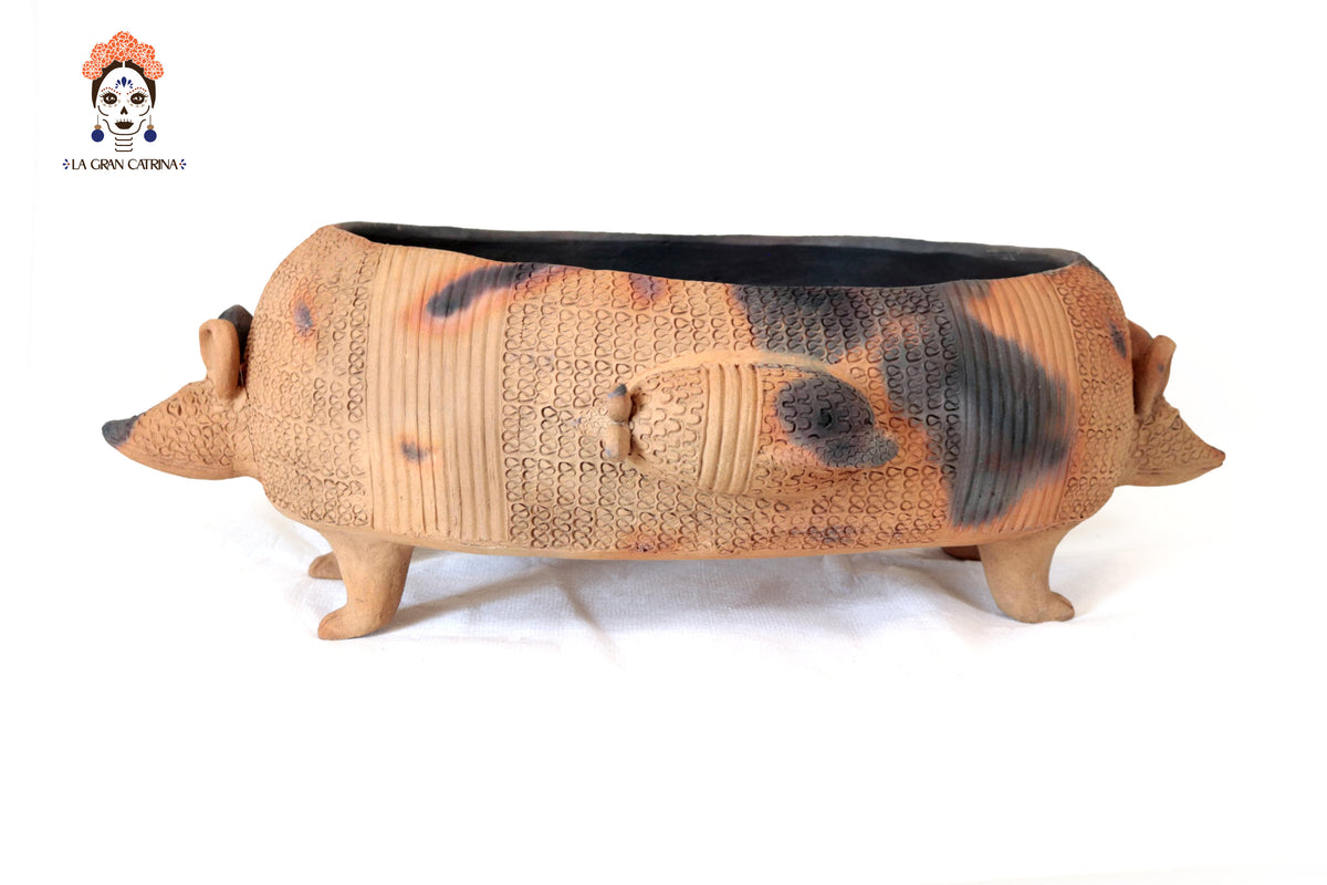 Armadillo de Barro Natural - 63 Cm. 24.8 In. Zipiajo