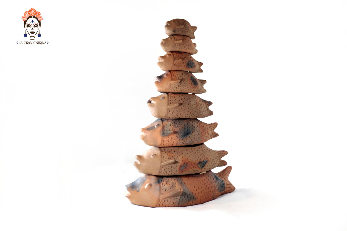 Torre de Peces de Barro Natural - 78 Cm. 30.7 In. - En produccion Zipiajo