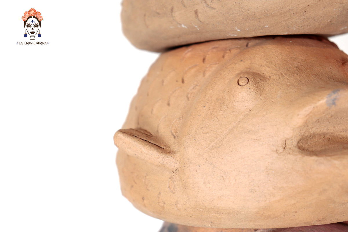 Torre de Peces de Barro Natural - 78 Cm. 30.7 In. - En produccion Zipiajo