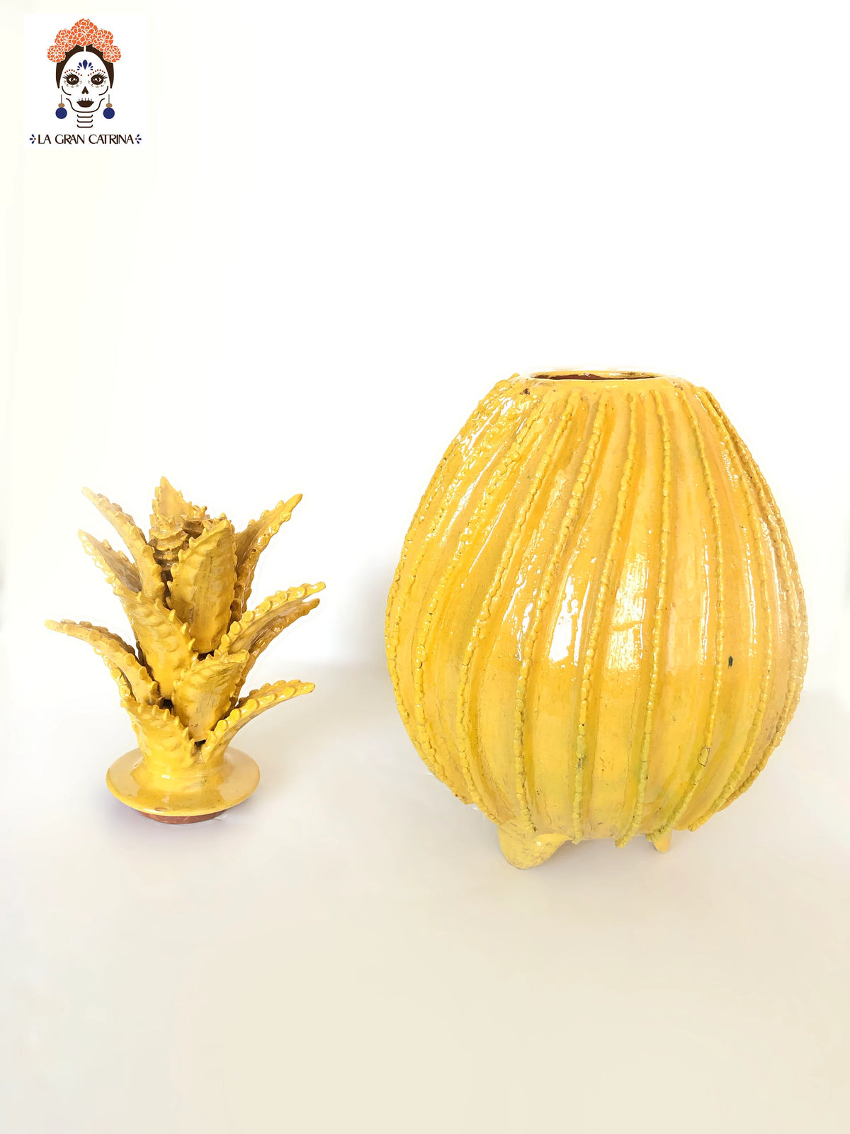 Piña michoacana de barro - Amarilla de biznaga - 65 cm. 26 in. - Sobre pedido Piña