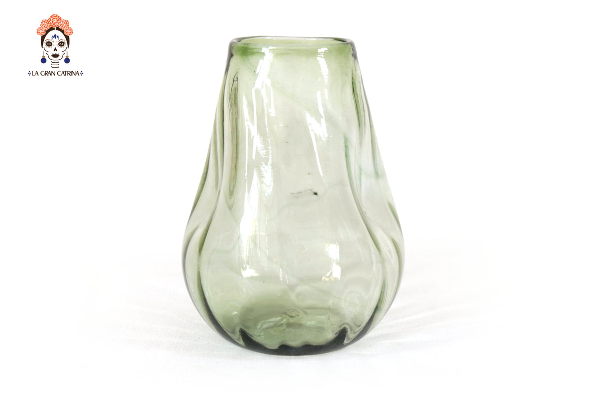 Vaso de Vidrio Soplado Verde Oliva 17 cm. 6.6 in. Vidrio Soplado