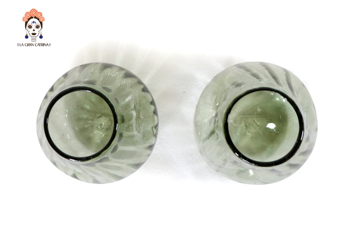 Vaso de Vidrio Soplado Verde Oliva 17 cm. 6.6 in. Vidrio Soplado