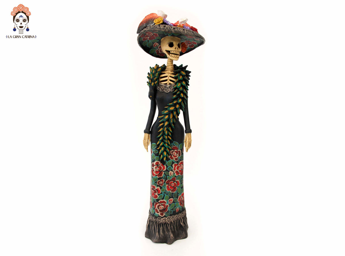 La Frida con la serpiente de flores rojas - 45 cm. 18 in.