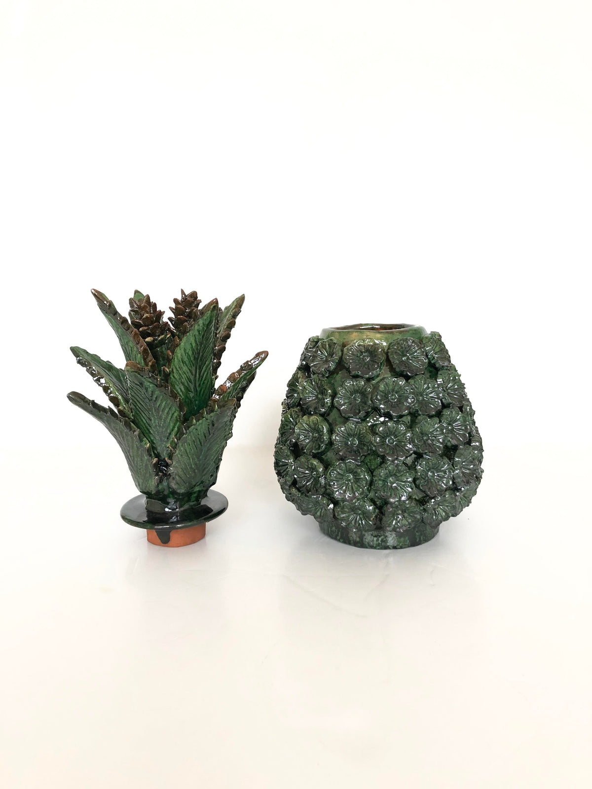 Piña michoacana de barro - Flores verdes - 33 cm. 13 in.
