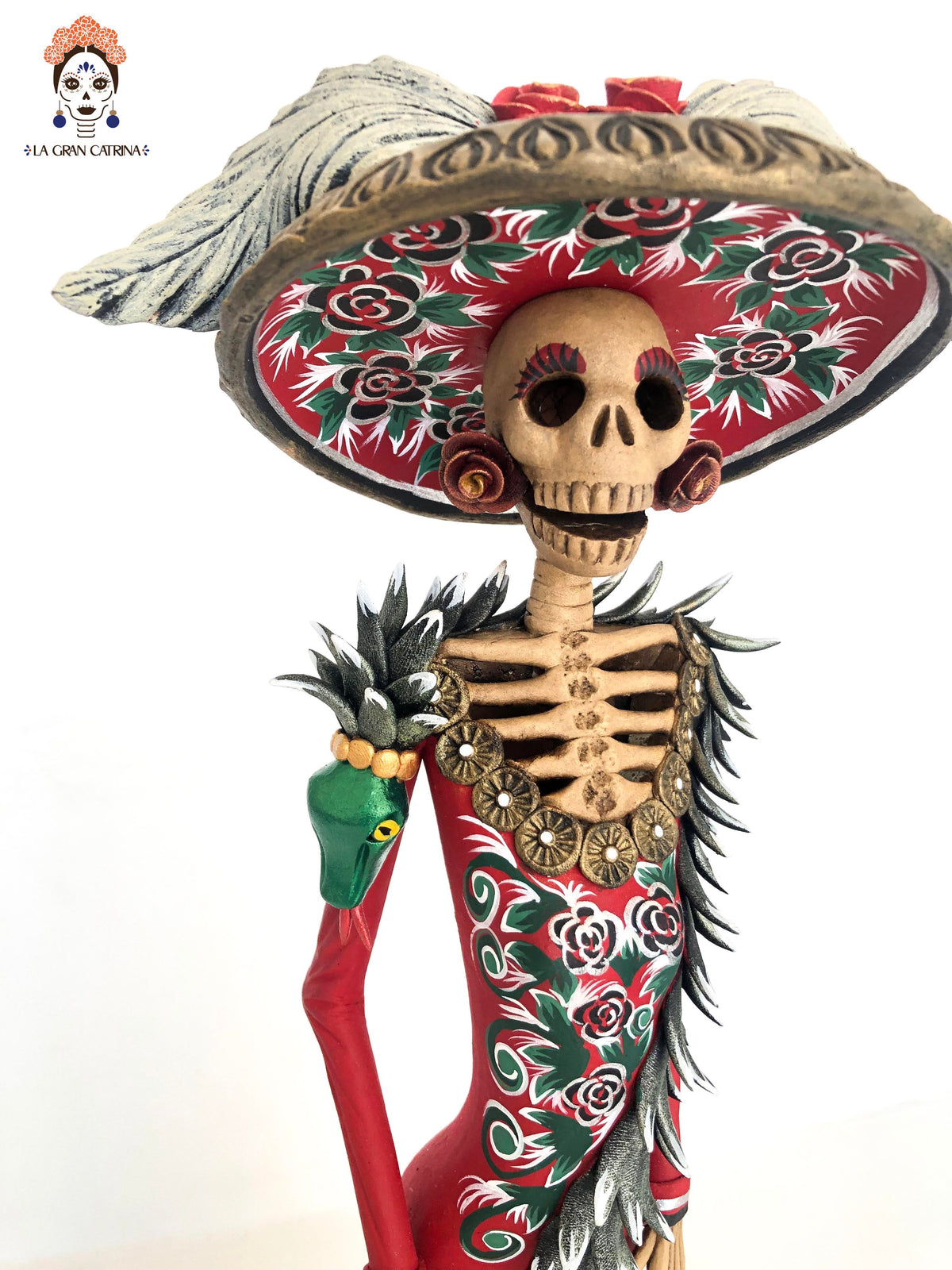 La Frida con la serpiente de vestido rojo - 45 cm. 18 in.